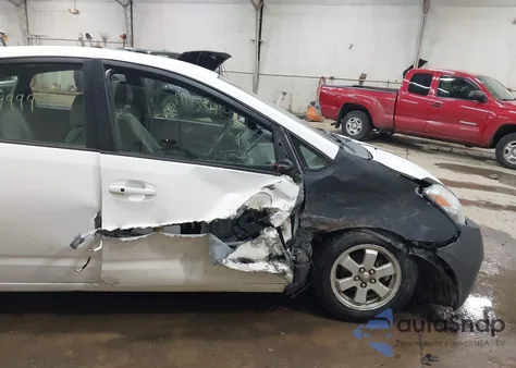 2005 Toyota Prius z USA, uszkodzony, nr VIN JTDKB20U353106224